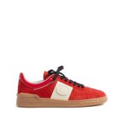 Rode Sneakers voor een stijlvolle look Valentino Garavani , Red , Here...