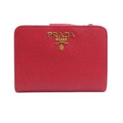 Pre-owned Leather wallets Prada Vintage , Red , Dames