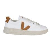 Stijlvolle Sneakers voor Stadsleven Veja , White , Dames