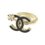 Pre-owned Metal chanel-jewelry Chanel Vintage , Yellow , Dames