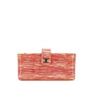 Pre-owned Leather clutches Chanel Vintage , Red , Dames