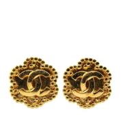 Pre-owned Metal earrings Chanel Vintage , Yellow , Dames