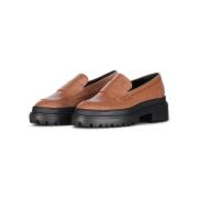 Zachte leren loafers met elegante stiksels AGL , Brown , Dames