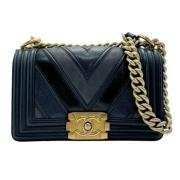 Pre-owned Leather shoulder-bags Chanel Vintage , Blue , Dames