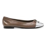 Bicolor Cap-Toe Ballerina Schoenen Tory Burch , Brown , Dames