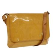 Pre-owned Leather shoulder-bags Louis Vuitton Vintage , Yellow , Dames