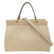 Pre-owned Leather handbags Salvatore Ferragamo Pre-owned , Beige , Dam...