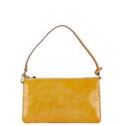 Pre-owned Leather clutches Louis Vuitton Vintage , Yellow , Dames