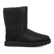 Zwarte Gesloten Schoenen Klassieke Korte Laars UGG , Black , Dames