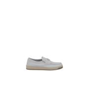 Iconische leren loafers met driehoekige plaque Prada , White , Heren