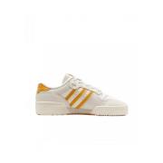 Rivalry Low Sneaker Klassiek Sportief Ontwerp Adidas Originals , White...