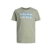 JACK & JONES JUNIOR T-shirt JCOKAPPER met logo saliegroen Jongens Kato...