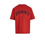 Tommy Hilfiger T-shirt met logo helderrood Jongens Katoen Ronde hals L...