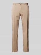 Slim fit chino met ceintuurlussen, model 'Hank'