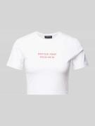 Kort T-shirt met statementprint, model 'REYNA'
