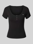 Slim fit T-shirt met ronde hals, model 'HENLEY'