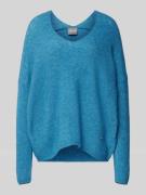 Gebreide pullover met afgeronde V-hals, model 'THORA'