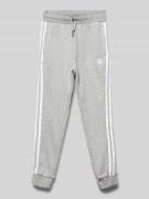 Regular fit sweatpants met labelstitching, model 'TREFOIL'