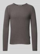 Gebreide pullover met geribde ronde hals