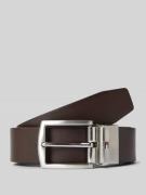 Leren riem met doornsluiting, model 'DENTON'