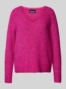 Regular fit gebreide pullover met V-hals, model 'ELLEN