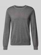 Slim fit gebreide pullover met ronde hals