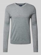 Gebreide pullover met V-hals