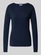 Gebreide pullover met kabelpatroon