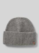 Beanie met labeldetail