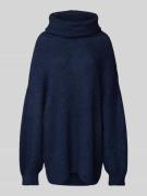 Oversized gebreide pullover met col, model 'JUNA'