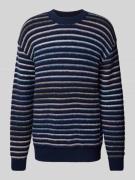 Gebreide pullover met ronde hals, model 'Aturn'