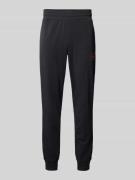 Slim fit sweatpants met labelpatch, model 'Laze'