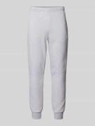 Slim fit sweatpants met logopatch