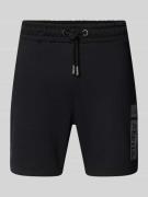 Regular fit sweatshorts met labelprint