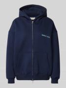 Sweatjack met labelprint