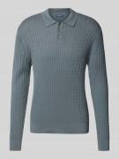 Gebreide pullover met kabelpatroon