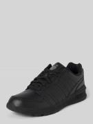 Sneakers met vetersluiting