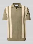 Poloshirt met V-hals, model 'MATTIS'