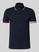 Slim fit poloshirt van een mix van katoen en elastaan