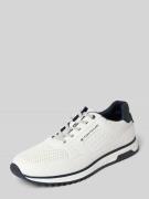 Lage sneakers met geperforeerd oppervlak