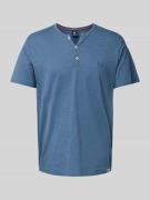 T-shirt met serafinohals