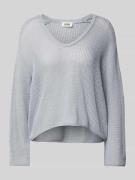 Gebreide pullover met extra brede schouders, model 'MAIJA'