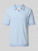 Regular fit poloshirt met V-hals