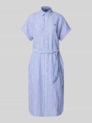 Overhemdjurk van linnen met strikceintuur