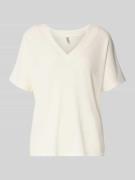 T-shirt met V-hals, model 'Delia'