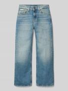 Jeans in used-look met labeldetail