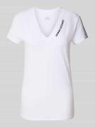 T-shirt met labelstitching en V-hals