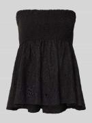 Regular fit top met broderie anglaise, model 'LLUZ'