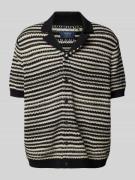 Vest met knoopsluiting