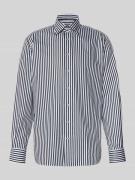 Modern fit zakelijk overhemd met knoopsluiting